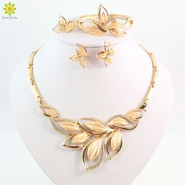 vintage gold leaf necklace Canada - African Jewelry Vintage Jewelry Gold Plated Leaf Shape Necklace Set Fashion Wedding Elegant Costume Jewelry Set