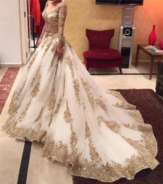 Luxury Long Sleeves Wedding Dresses V Neck Appliques Beading Sequins Chapel Train Wedding Gowns Zipper Sparkling Vintage Bridal Dress