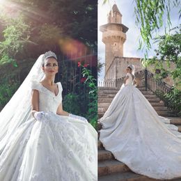 Luxury Princess Wedding Dress With Lace Appliqued Off Shoulder Country Chapel Cathedral Train Custom Made Wedding Dresses Bridal Gowns