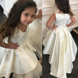 Hi-Lo Flower Girl Dresses Simple Lace Appliques Kids Wedding Dress Satin Ivory 2019 Custom Made Princess Gowns