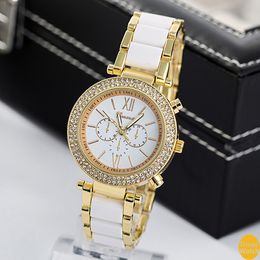 Free Shipping Female Geneva Diamond Watches Women Dress Watches Rose Gold Roman Dial Quartz Christmas gift Hours standard quality Classic M