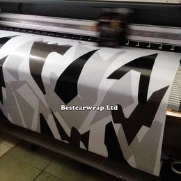 Car styling White / Black camouflage sticker bomb printing car body decoration vinyl wrap roll film 1.52 x 30m/Roll