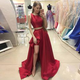 New Arrival Sexy Evening Gowns Two Pieces Prom Dress Jewel Neck Sleeveless Dark Red Burgundy Formal Dress Asymmetrical Skirt Split