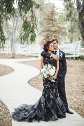 Black Appliques Bridal Gowns Wedding Dresses Mermaid Sequins Cap Sleeve Formal Gowns See Through Trumpet Corset Wedding Gowns