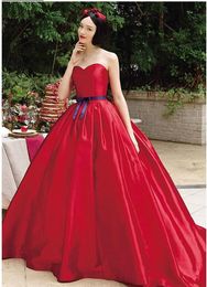 Graceful Satin Sweetheart Ball Gown Red Wedding Dress With Belt & Bowknot Simple Princess Vintage Colourful Bridal Gowns With Colour Custom