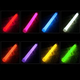 Novelty Lighting Christmas Light Sticks 6 inches Chemical Glow Glowing Stick Festival Products 7 Colors Mixed Outdoor Adventure Party