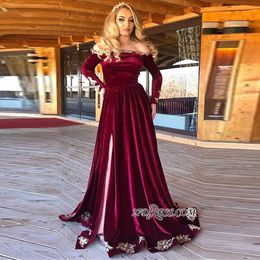 Vintage Long-Sleeves Off-the-shoulder Burgundy Velvet Prom Dresses A Line Side Split