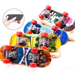 Printing Professional Alloy Stand Fingerboard Truck Toy Mini Finger Skateboard For Kids Toy Boy Children Gift