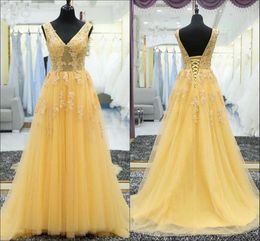 2019 Plus Size Yellow Formal Prom Dresses Lace Embroidery Beaded V Neckline Corset Back Evening Gowns Vestido De Novia Special Occasion Wome