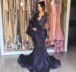 Saudi Arabic Dark Navy Evening Dresses 2019 New Long Sleeves Celebrity Holiday Women Wear Formal Party Prom Gowns Custom Made Plus Size