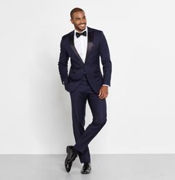 New Stylish Design Groom Tuxedos One Button Navy Blue Peak Lapel Groomsmen Best Man Suit Mens Wedding Suits (Jacket+Pants+Tie) 816