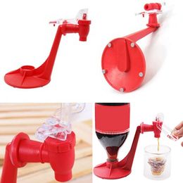 Creative Plastic Soda Drink Dispense Gadget Party Kitchen Coke Drinking Automatic Dispenser Tool New Style Drinking Tools