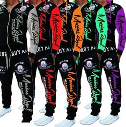 hombres en chandal