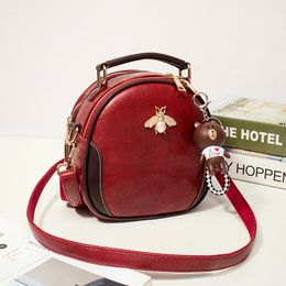 small bag Europe and America bee buns vintage leather bag 2019 new wild fashion handbags