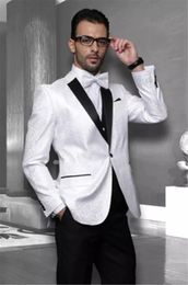 White Jacquard Groom Tuxedos Notch Lapel Groomsman Wedding 3 Piece Suit Fashion Men Business Prom Party Jacket Blazer(Jacket+Pants+Tie+Vest)