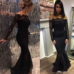 Vintage Black Lace Long Evening Dresses Off Shoulder Applique Sweep Train Formal Evening Gowns Prom Dresses Long robes de soirée kaftan