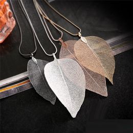 Leaf Designer Gold Chain chains sweater Necklace Fashion Women Men Jewellery Necklace Chain Charm Pendant Necklaces Pendants jewellery