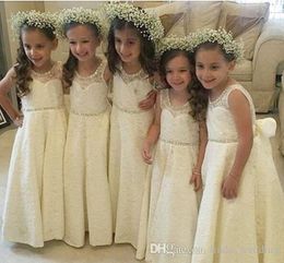 Free Shipping Princess Cheap Country Crystal Full Lace Flower Girl Dresses 2019 Toddler Long Pretty Kids First Holy Communion Dress