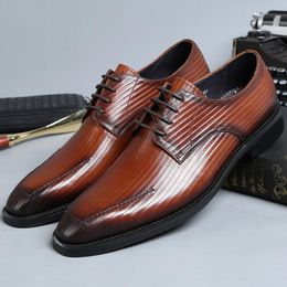 Fashion Black / Deep Brown Goodyear Welt Mens Social Shoes Genuine Leather Dress Shoes Boys Poom Shoes