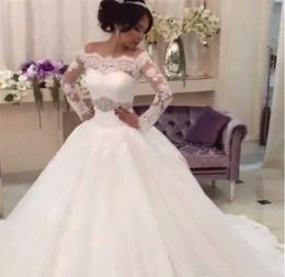 Saudi Arabia Off the Shoulder Ball Gowns Weeding Dresses scallop Luxury crstal Long Sleeve Wedding Dresses Lace Bride Dress Beading Belt