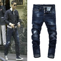 Uomini jeans blu blu jeans ordinato motociclista danni da verniciatura slim adattarsi angosciati