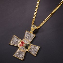 Wholesale-Hip-hop Cross Love Pendant Red Heart and Black Heart Stitching Pendant Diamond Jewellery Fashion hip-hop Pendant