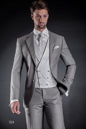 Handsome Two Buttons Light Grey Groom Tuxedos Notch Lapel Men Suits 3 pieces Wedding/Prom/Dinner Blazer (Jacket+Pants+Vest+Tie) W665