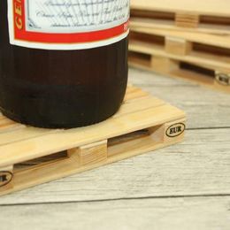 Wholesale- 4pcs/set Kitchen Utensils Wooden Pallet Styled Coaster Mini Wooden Pallet Cup Coasters