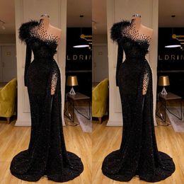 Black Evening Dresses High Neck Side Split Long Sleeve Mermaid Prom Dress Feather Beaded Sexy Special Ocn Gowns Vestidos De Novia