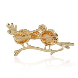 Wholesale-n and American fashion couples clothing personality original sparrow Brooch high-end oil pin explosion