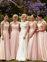 hot sale pink cap sleeves bridesmaid dresses long summer country wedding guest dress beaded sheath prom dress Robes de demoiselles d'honneur