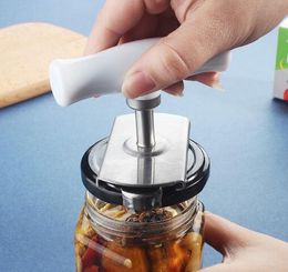 Labor-saving rotary can opener Multifunctional stainless steel bottle opener Kitchen kitchen gadget skid-proof capper