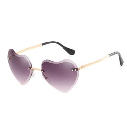 2020 Marke Designer Mode herzförmige randlose Sonnenbrille Frauen Luxus Liebe Herz Brille Vintage bunte randlose Sonnenbrille