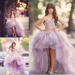 Flower Girl Dresses Tiered Lace Ruffle Floor Length Girls Pageant Gown Bow Sash Sheer Jewel Neckline Kids Dress