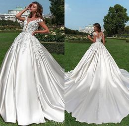 Modest Cap Sleeves Satin A Line Wedding Dresses Deep V Neck Tulle 3D Floral Applique Sweep Train Pleats Wedding Dress Bridal Gowns Vestidos