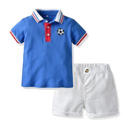 2019 Baby Boys Sports Outfits Summer Kids Casual Clothing Sets Toddler football Stripe T-shirt Tops + White Shorts 2pcs Suits Y1702