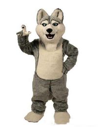 2019 Factory direct sale Fancy Gray Dog Husky Dog With The Appearance Of Wolf Mascot Costume Mascotte Adult Cartoon Character Party