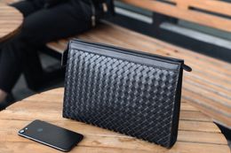 New Fashion Classic Cosmetic Bags handbags Men Clutch Wallet Famous Brand Men Clutch Hand bag Large Envelope Bag Briefcase purse 27.5x19x4cm