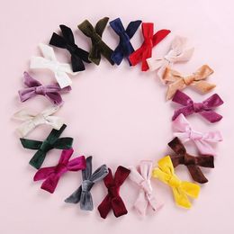 5.5*3.5cm Childrens Korean Style Velvet Pretty Hairpins 21 Colours Baby Girls Sweet Bow Hair Clips Toddlers Party Pretty Barrettes