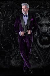 New Arrival One Button Purple Velvet Wedding Groom Tuxedos Peak Lapel Groomsmen Mens Business Party Suits (Jacket+Pants+Vest+Tie) 569