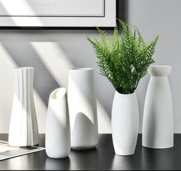 Nordic minimalist retro style desktop ceramic vase living room table flower flower TV cabinet window decoration ornaments
