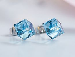 swarovski blue crystal earrings Canada - Fashion-New fashion Blue Crystal Earrings with SWAROVSKI crystal ear studs.