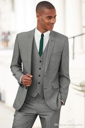 Fashionable Two Button Grey Groom Tuxedos Peak Lapel Groomsmen Best Man Mens Wedding Suits (Jacket+Pants+Vest+Tie) D:196