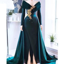 Dark Green Long Sleeves Satin A Line Evening Dresses Applique Beaded Stones Split Sweep Train Prom Party Dresses Plus Size