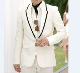 Custom Made Groomsmen Peak Lapel Groom Tuxedos Ivory Men Suits Wedding/Prom/Dinner Best Man Blazer ( Jacket+Pants+Tie) B593