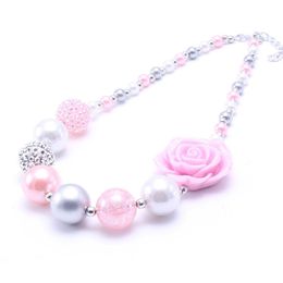 Newest Design Grey+Pink Colour Flower Kid Chunky Necklace Best Gift Bubblegume Bead Chunky Necklace Jewellery For Baby Kid Girl