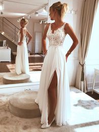 2020 White Lace Beaded Applique Dresses Evening Wear Party Side Split V-neck V Open Back Draped Chiffon Prom Dress Special Occasion Women