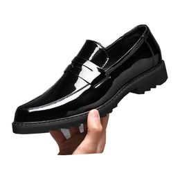 Office Patent Leather Shoes Men Business Platform Oxford Shoes For Men Formal Wedding Dress Shoes Slip On Loafers