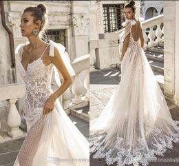 Romantic Beacj Sexy A Line Wedding Dresses Spaghetti Straops With Bow Backless Lace Applique Long Wedding Dress Bridal Gown Women Wear