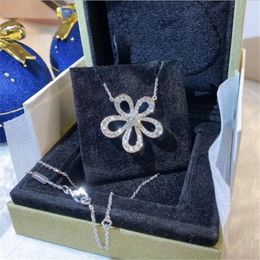 Brand New Stunning Luxury Jewellery Real 925 Sterling Silver Pave White Sapphire CZ Diamond Sunflower Pendant Women Clavicle Necklac237B